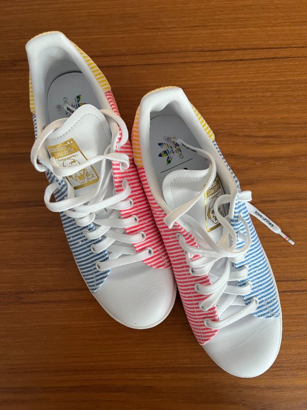 Adidas Stan Smith PRIDE sneakers FY9021 LIKE NEW